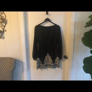 Bebe long sleeve black and white embroidered dress